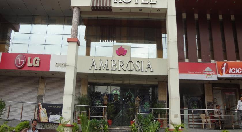 Hotel Ambrosia, Jhansi 4